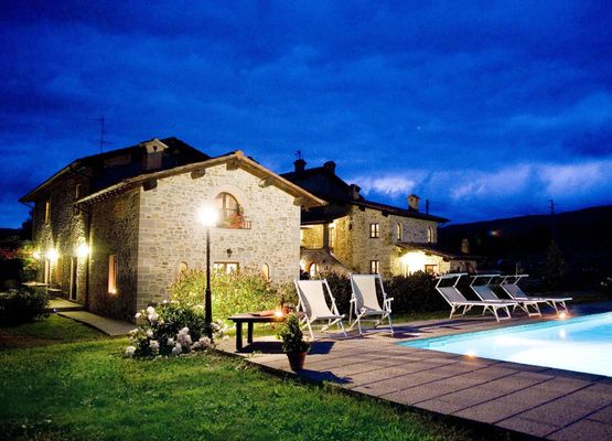 Casa de vacaciones con piscina particular para 12 personas aprox. 220 m² en Poppi, Toscana (Provincia de Arezzo)